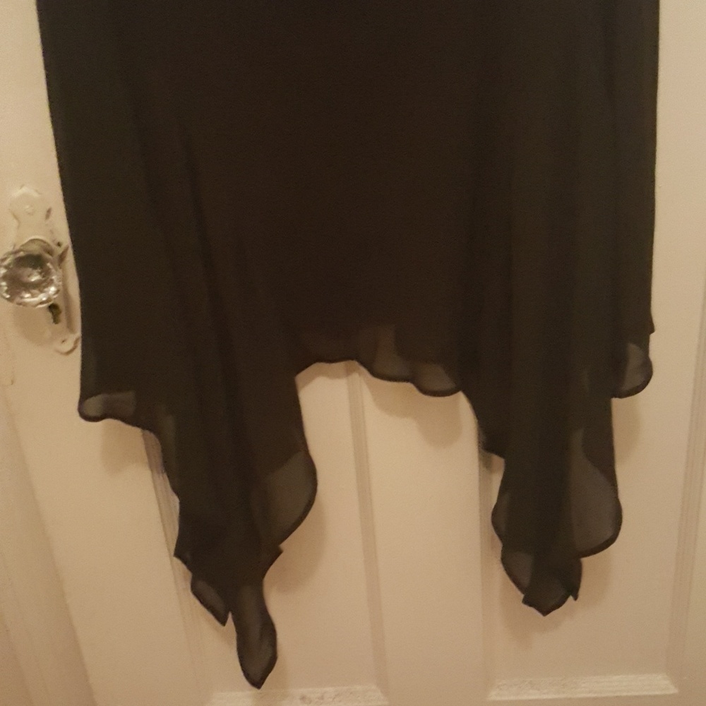 Dress - Picture 4 of 7